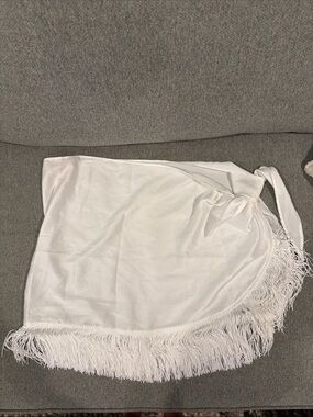 Show Me Your Mumu White Fringe Beach CoverUp. Perf for Bachelorette or honeymoon